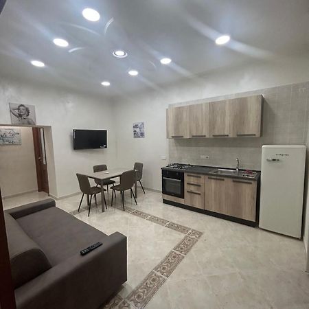 Апартаменты Dora House Valentino Неаполь Экстерьер фото