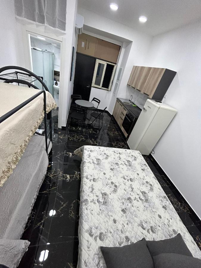 Апартаменты Dora House Valentino Неаполь Экстерьер фото