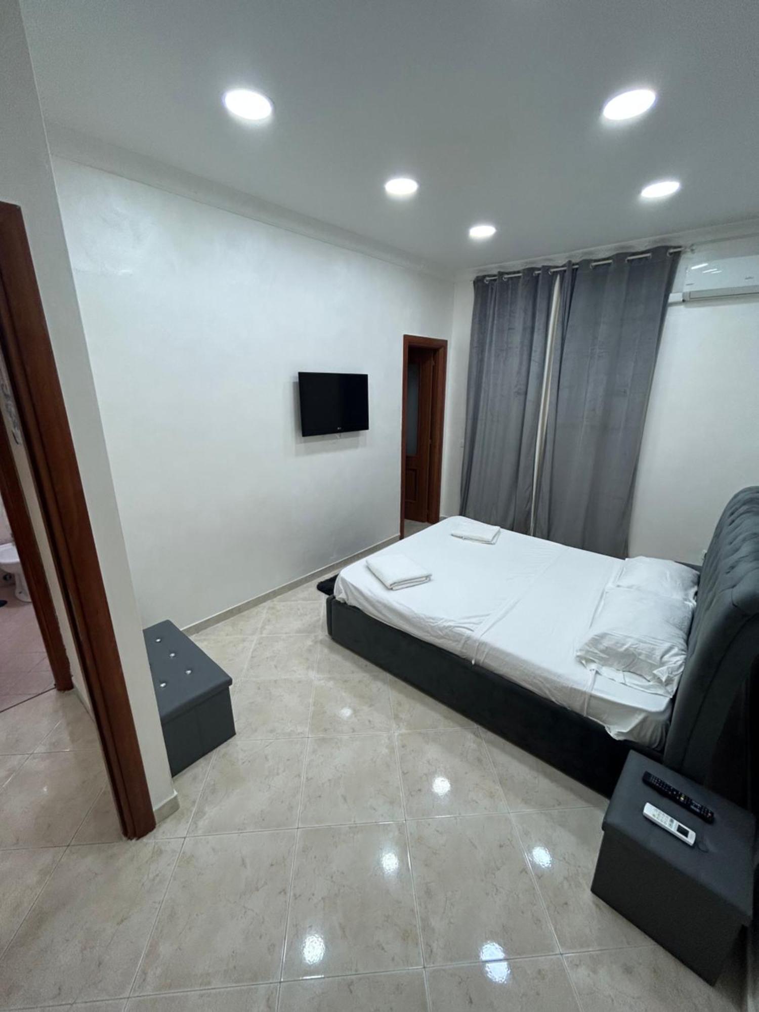 Апартаменты Dora House Valentino Неаполь Экстерьер фото